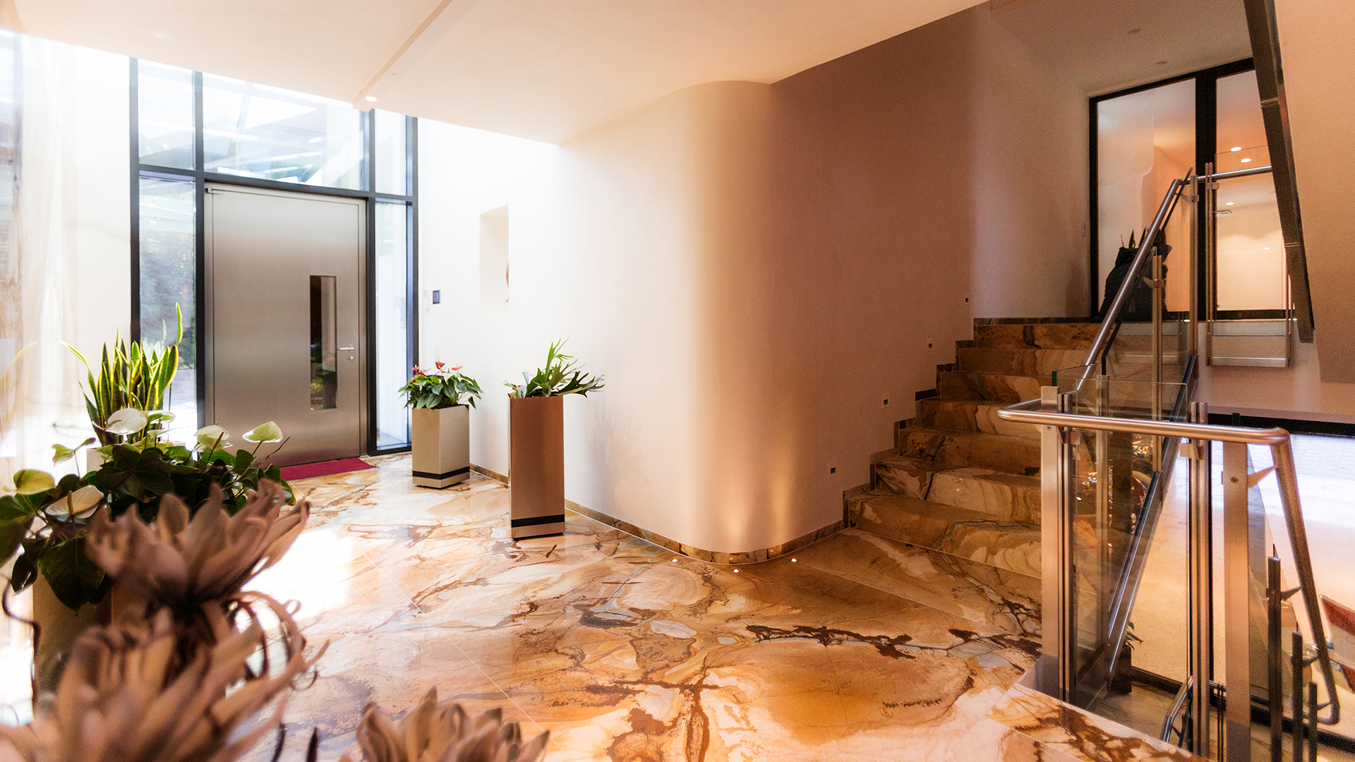 Macher, Erscheinungsbild, Briefpapier, Kuvert, Wert, rundum sorglos Paket, special feature, Design, Produktion, Verpackung, Stanzung, Big Print, veredelt, Postkarte, Print on Demand, Print-on-Demand-Business, Online-Store, Verkauf, Design, Geschäftsbetrieb, Herstellungsverfahren, Book-on-Demand, Druck auf Bestellung, PoD, Letterpress, Buchdruck, uralt, traumhaft, haptisch, Sinneseindrücke, Hochdrucktechnik, Herstellung, zahlreich, Kopie, Abdrücken, eingefärbt, erhabenen, Oberfläche, einzeln, Blätter, fortlaufend, Papierrolle, Kleinauflage, riesig, Firmensitz, Kompetenzzentrum, Besonderheit, Marketingmaterial, Flexibilität, klein, ermöglichen, vermeiden, Veredelung, Wirtschaft, Lieferant, Bezugspartner, Dienstleister, koordiniert, Nerven, entlasten, pünktlich, souverän, erledigen, Offertlegung, kaufmännisch, zum Kauf anbieten, anpreisen, zum Handel vorschlagen, Versand, kompetent, Abwicklung, erwecken, offline, Bildidee, Realisierung, Realisierungspartner, vielfältig, Aufgaben, Division, militärisch, Großverband, Teilstreitkraft, Staat